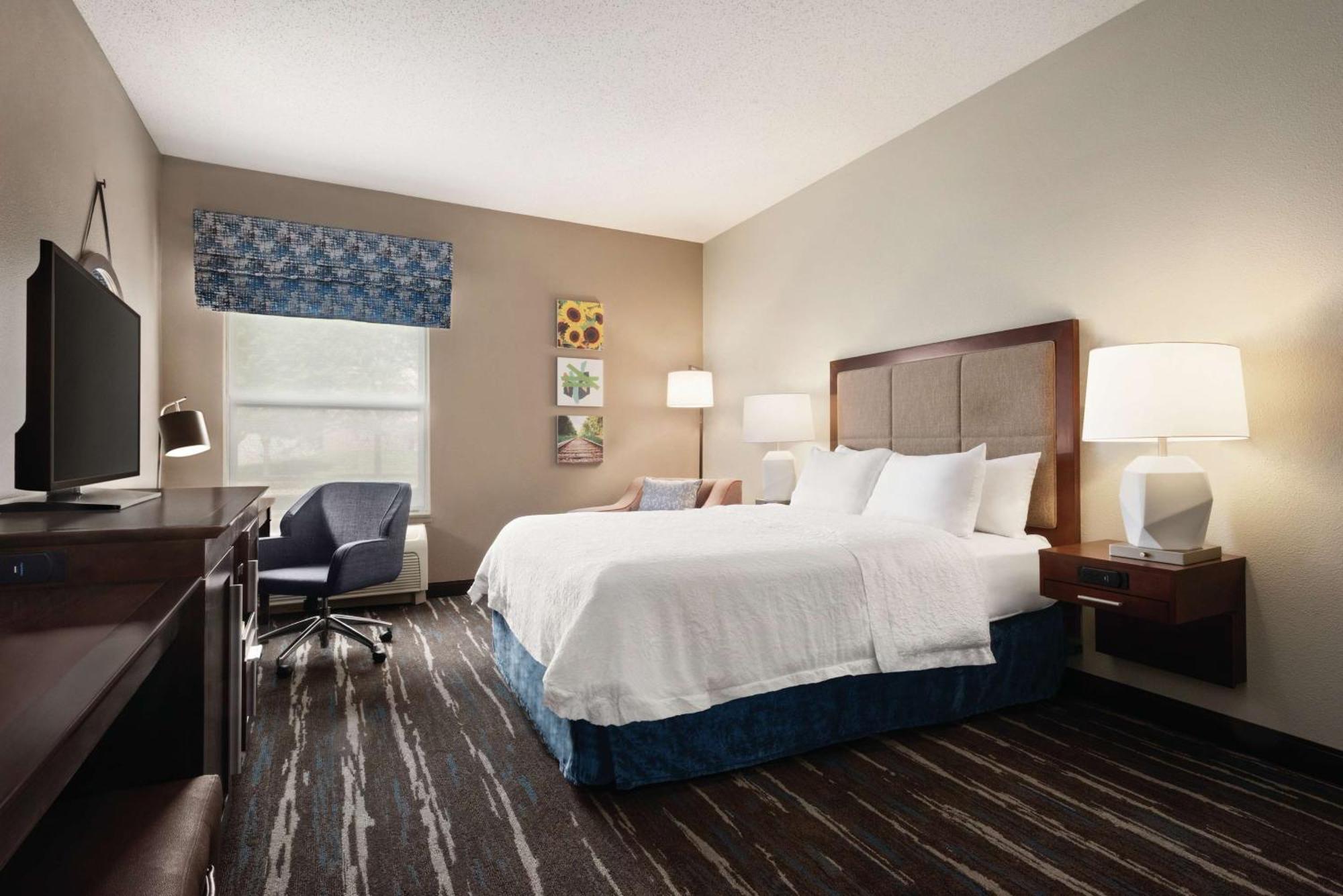 Hampton Inn & Suites Fort Wayne-North Exterior photo